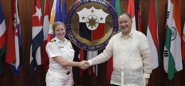 Philippines, Canada vow to bolster defense ties thumbnail