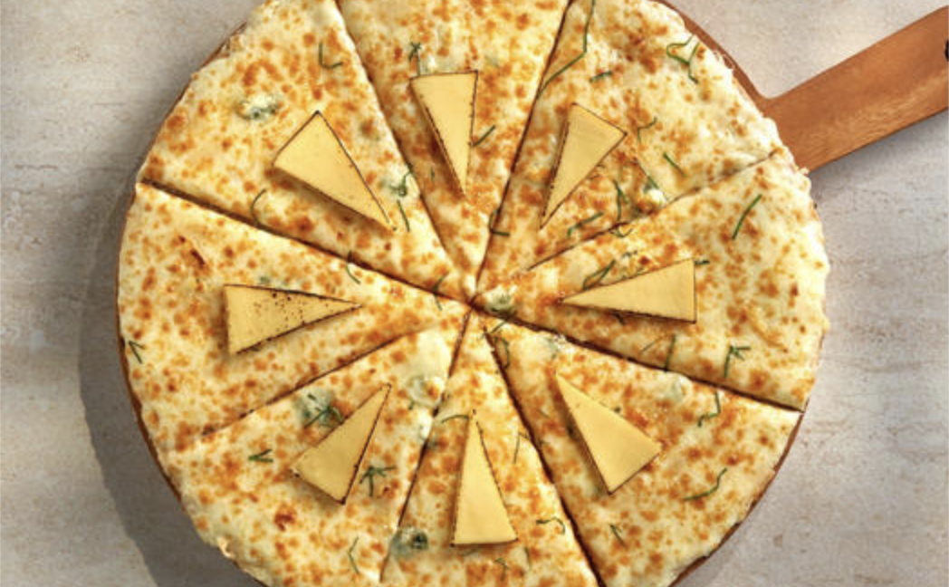 Boracay four-cheese pizza Two Season Mandaluyong