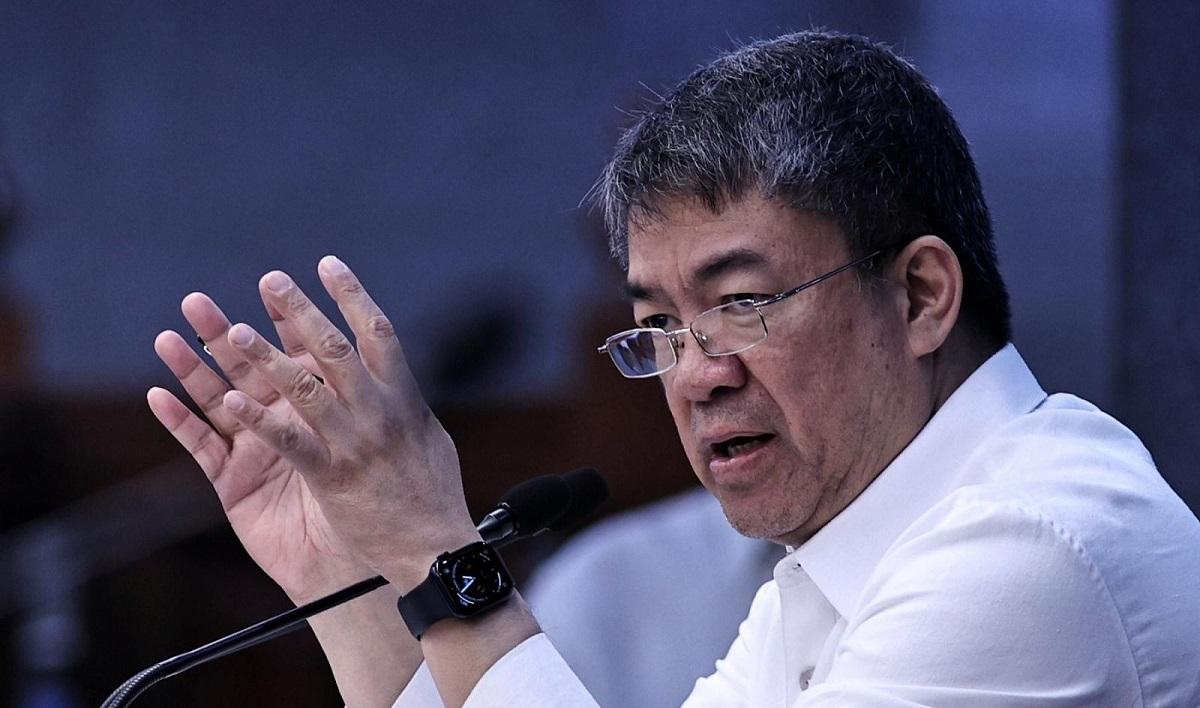 Senator Pimentel told some members of the House of Representatives to check the 