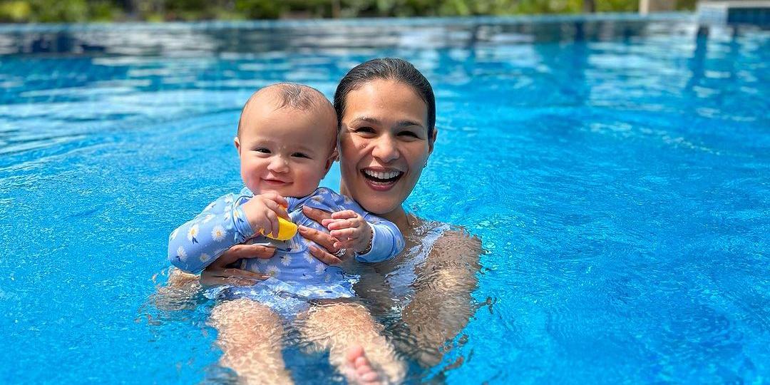 Iza Calzado's daughter Deia Amihan learns to swim at 9 months