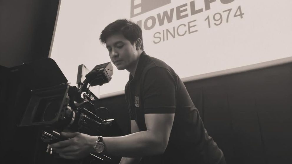 Alden Richards gives a glimpse of 'Direk Alden' in new photo