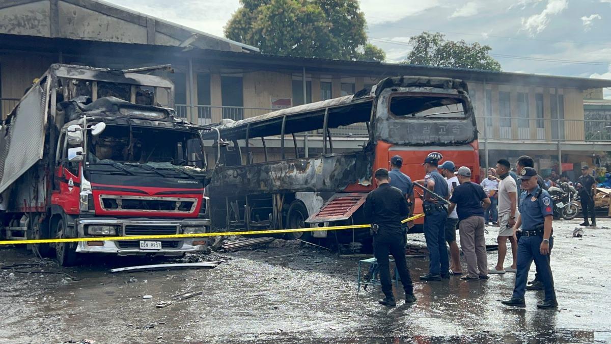 Fire kills two at Marikina bus terminal GMA News Online