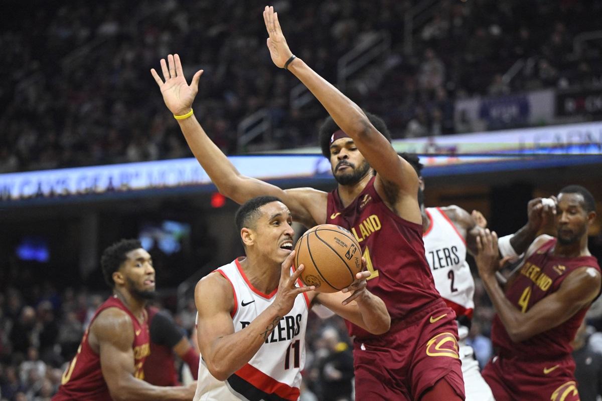 NBA: Shaedon Sharpe, Blazers pull away from Cavaliers