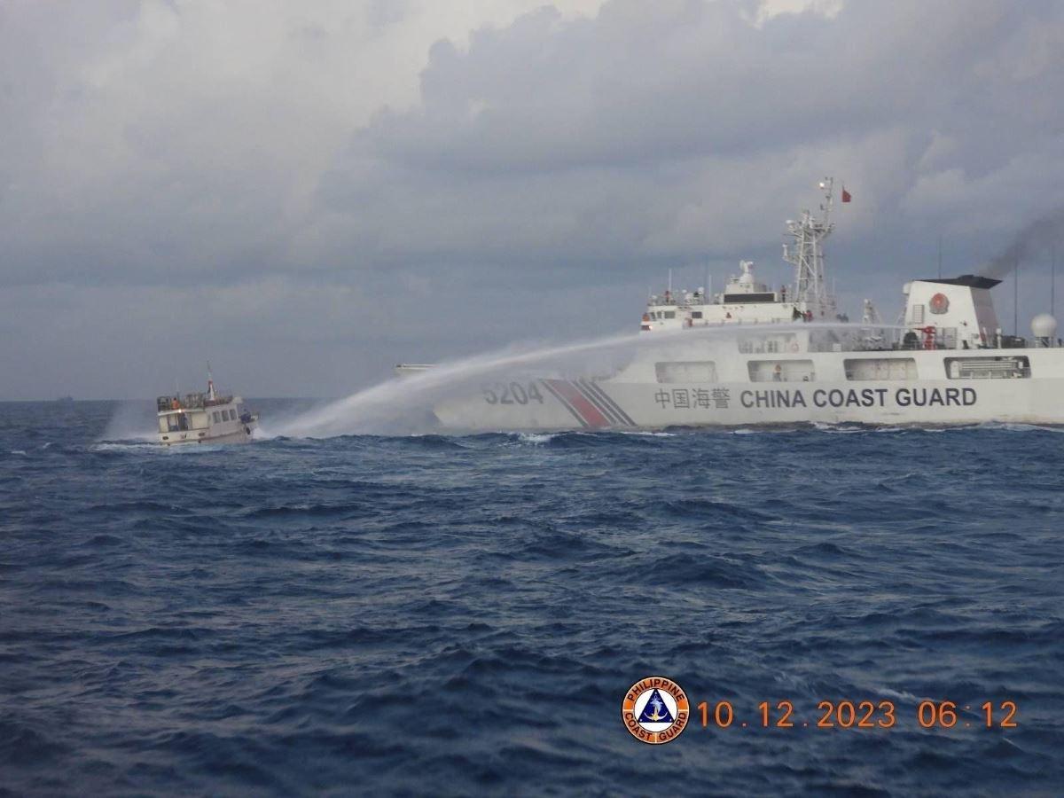 China Coast Guard fires water cannon at PH resupply ship going to Ayungin Shoal