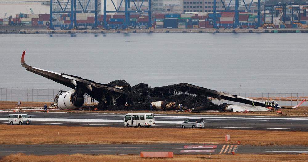 The 'textbook' evacuation from Japan jet inferno