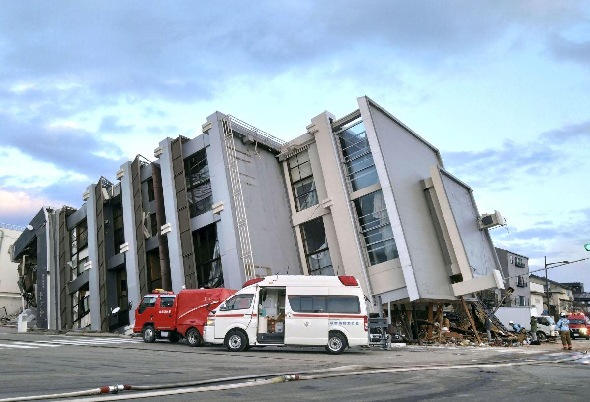 Building collapses due to earthquake in Wajima, Japan