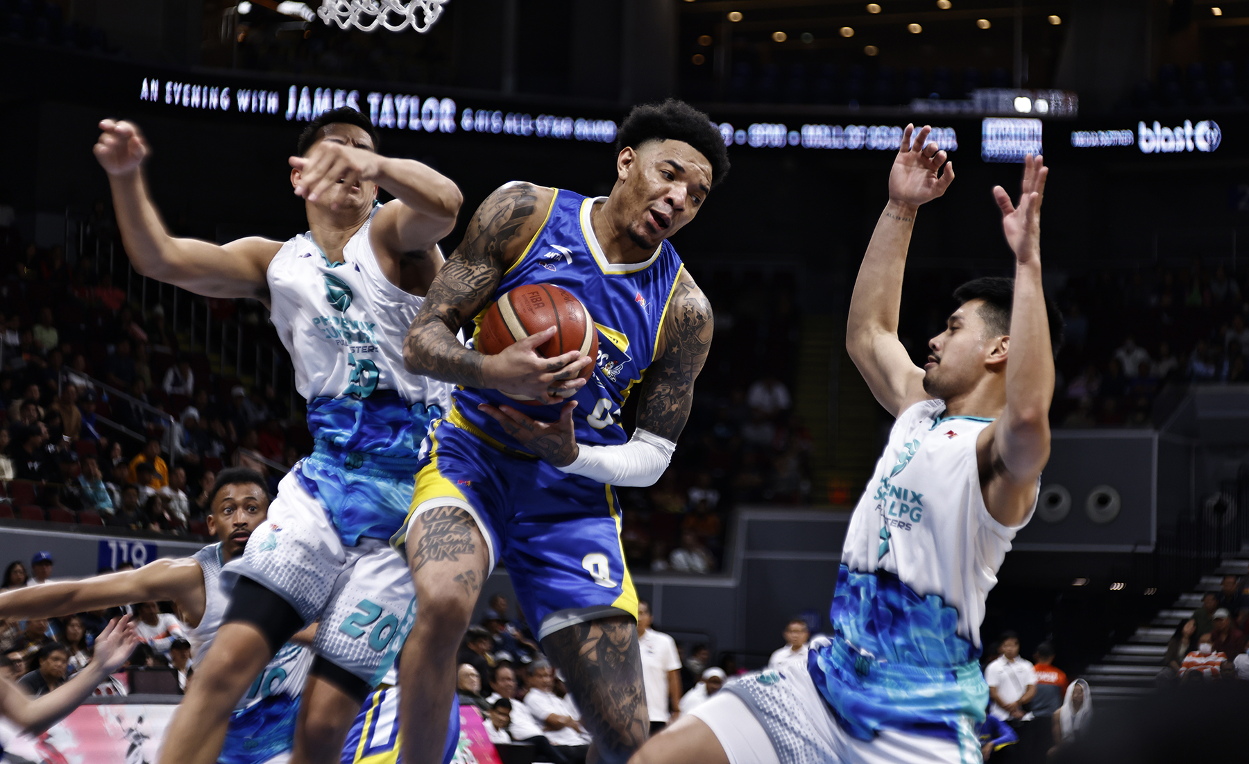 Tyler Bey Magnolia Hotshots PBA Commissioner's Cup