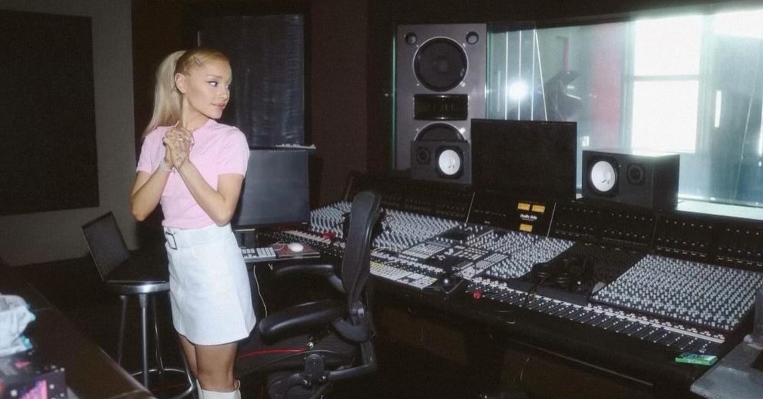 Ariana Grande shares behind-the-scenes recording of newest song 'yes, and?'