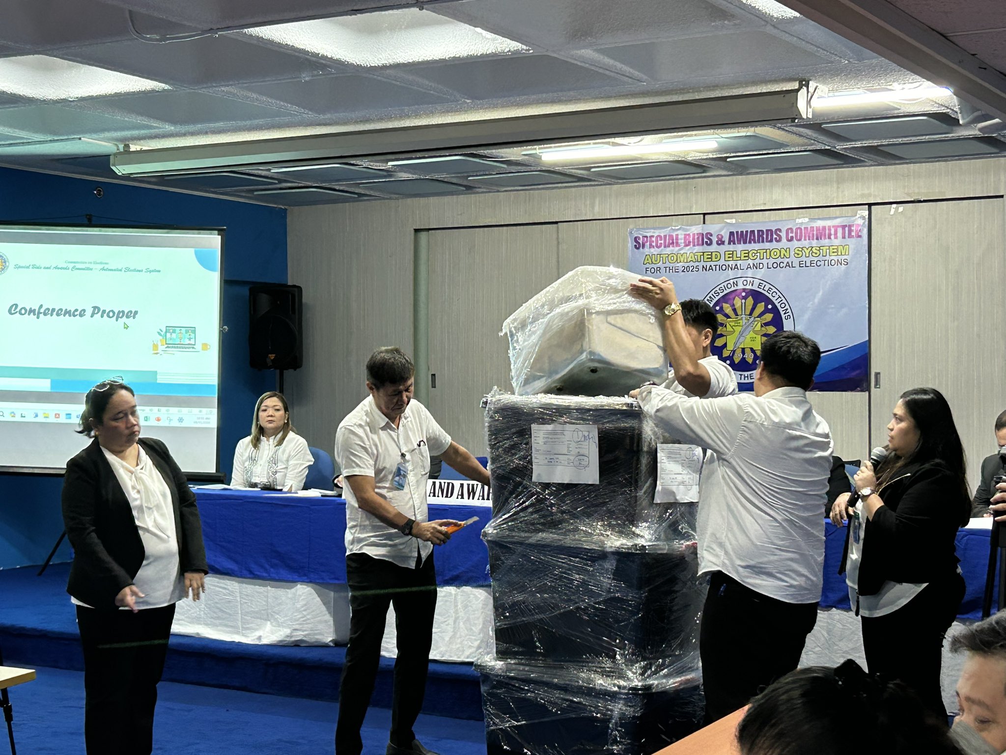 Comelec to start contract negotiation with Miru Systems next week thumbnail