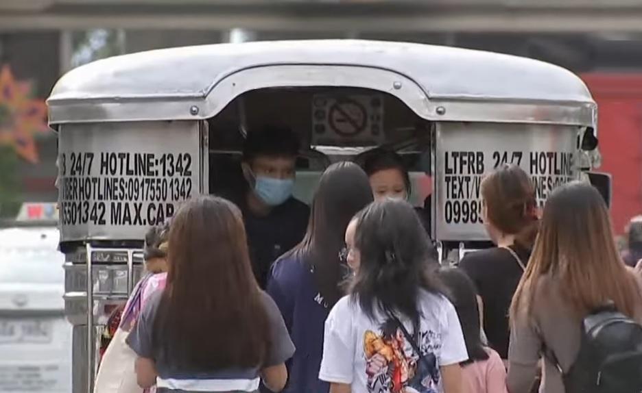LTFRB warns PUV operators vs overloading