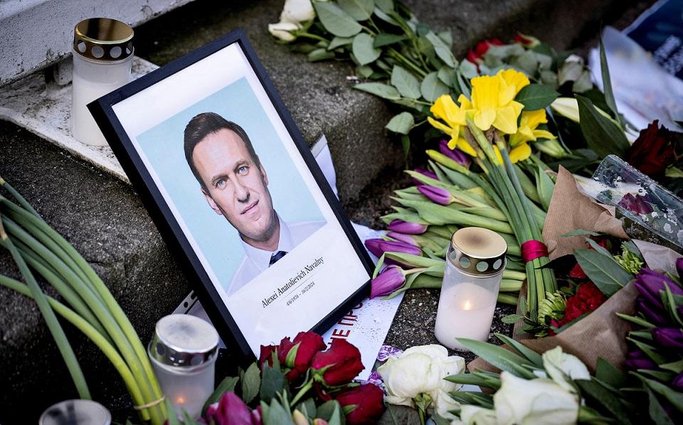 Navalny to be buried on Friday, allies accuse Russia of blocking plan for bigger service