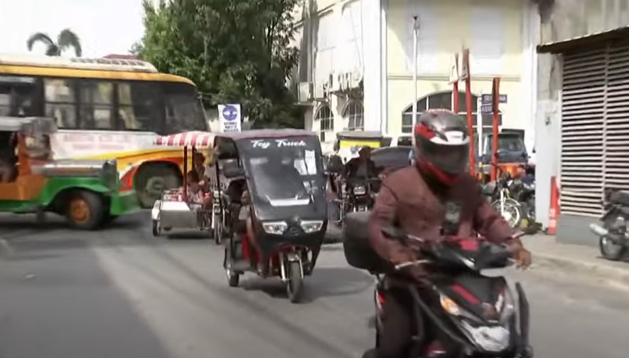 MMDA reiterates e-trikes, e-bikes ban on NCR national roads starting April 15