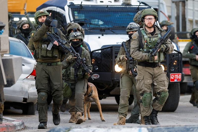 Israel carries out biggest Ramallah raid in years