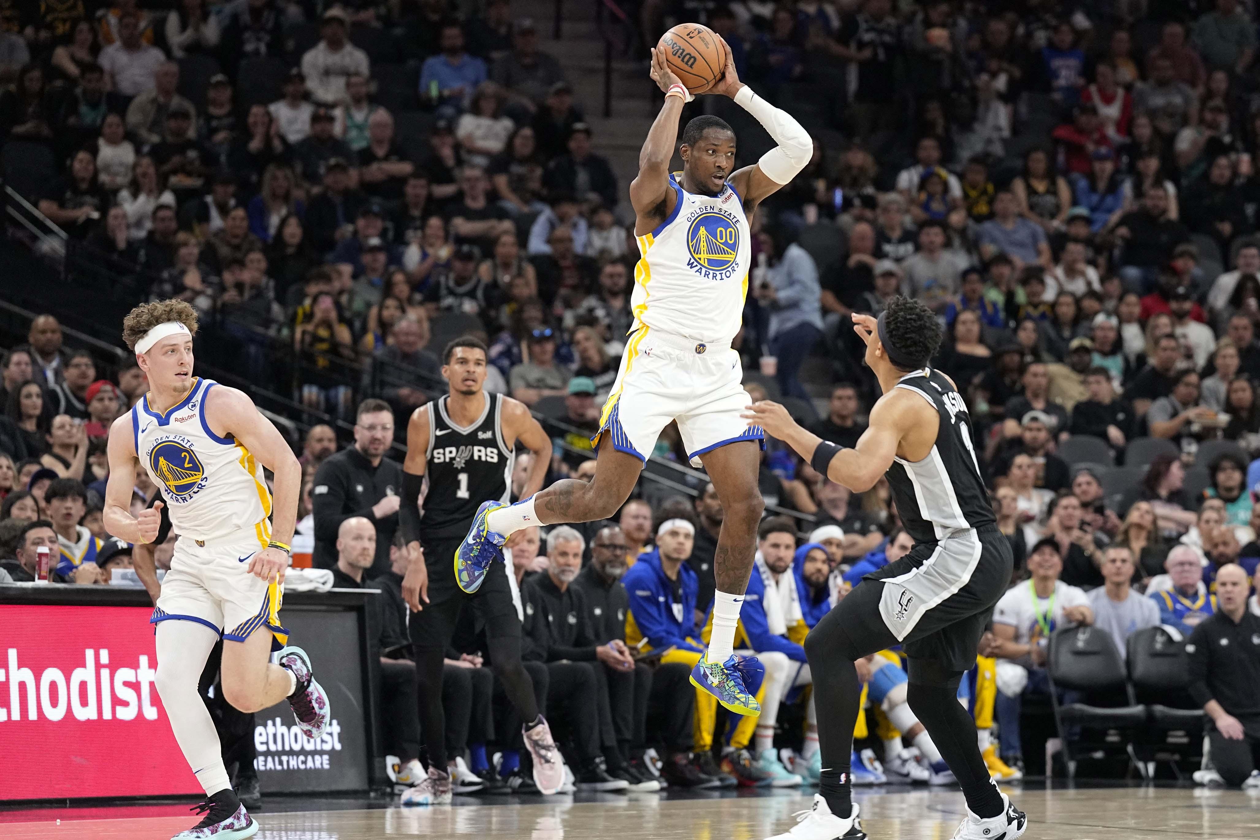 NBA: Jonathan Kuminga, Klay Thompson lead Warriors past Spurs
