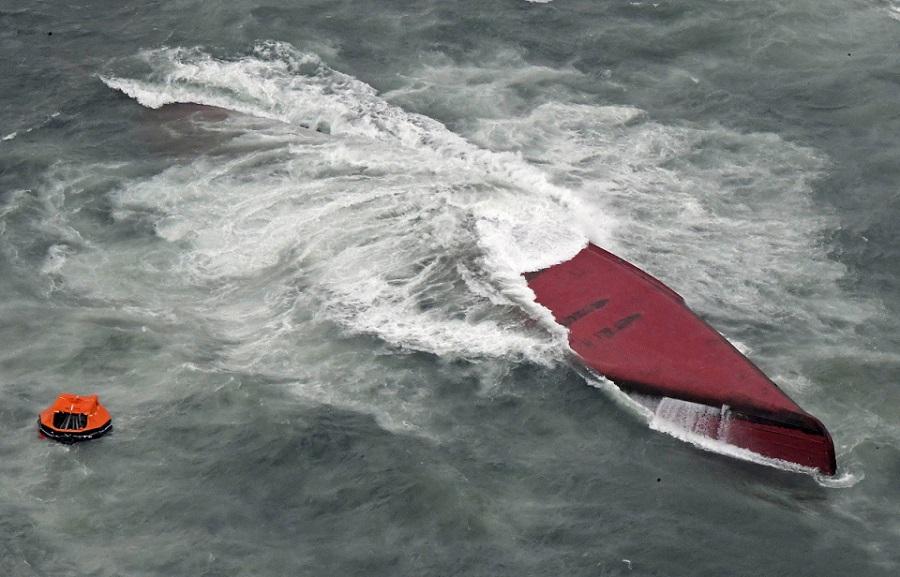 Confirmed dead in vessel capsize off Japan rises to 9, S.Korea says