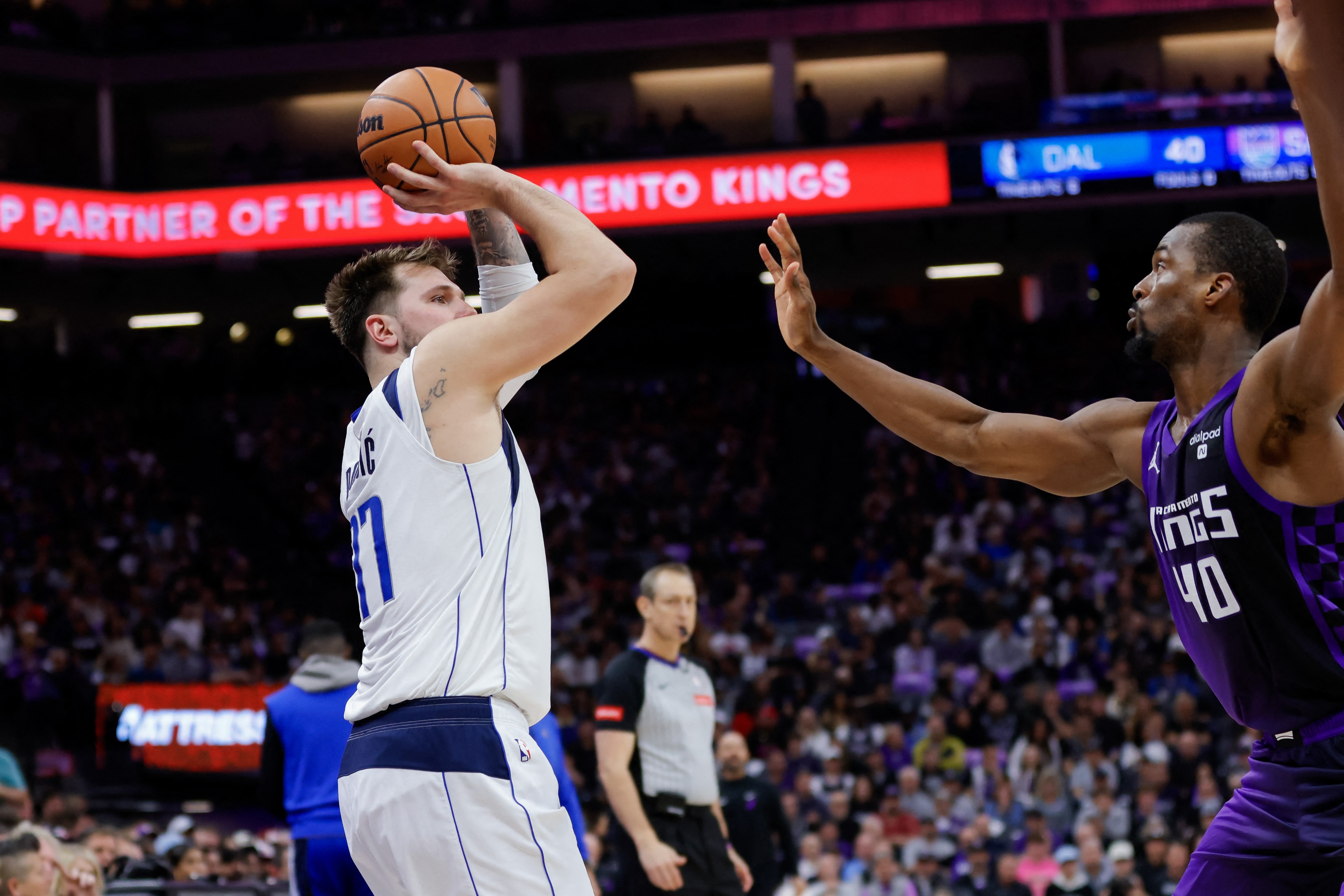 NBA: Luka Doncic, Mavs manhandle Kings 132-96