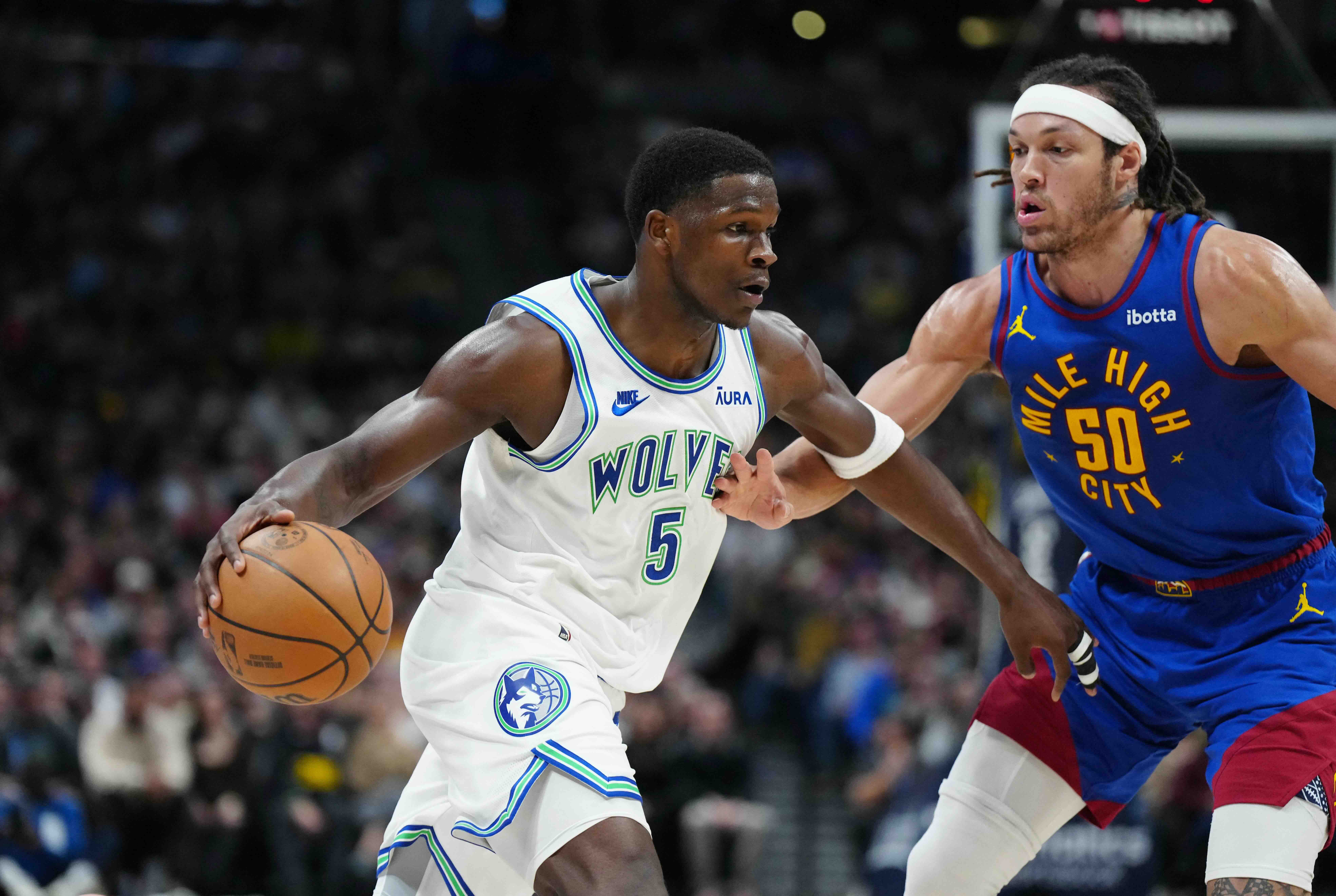 NBA: Wolves top Nuggets to pull into tie for first in West