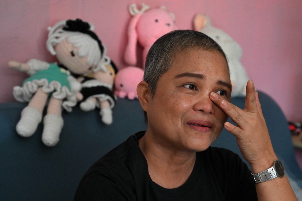 Cancer patients in the Philippines falling for alternative 'cures'