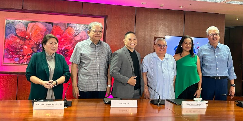 Michael V. during renewal of contract with GMA Network: ‘Wala na akong planong umalis pa’