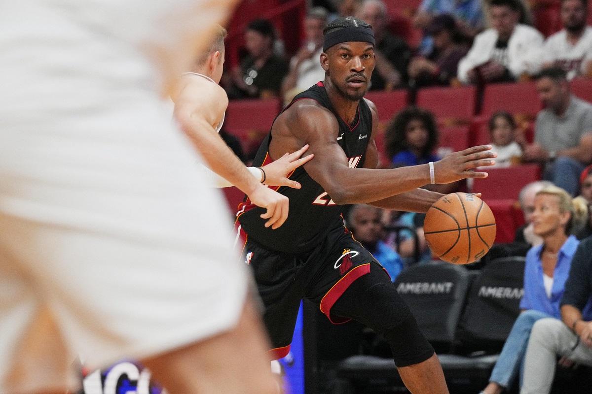 NBA: Bam Adebayo, Heat cruise past punchless Cavaliers