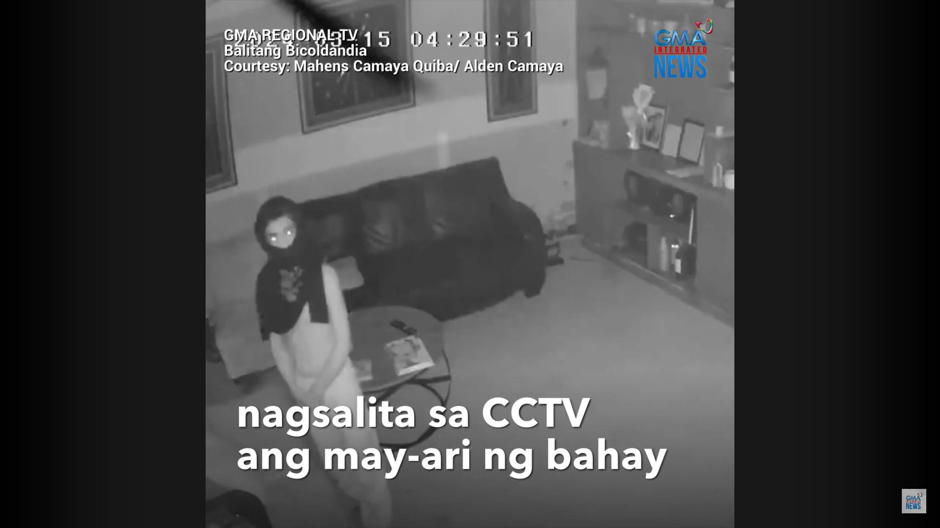 2 lalaking nanloob, nabulaga nang magsalita ang may-ari sa CCTV na live ...