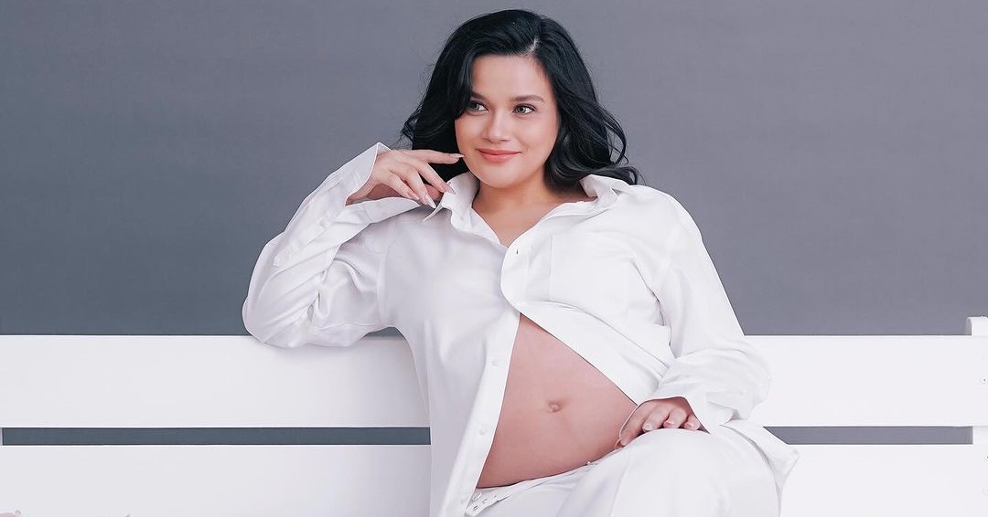 Yasmien Kurdi is a blooming momma in a maternity shoot