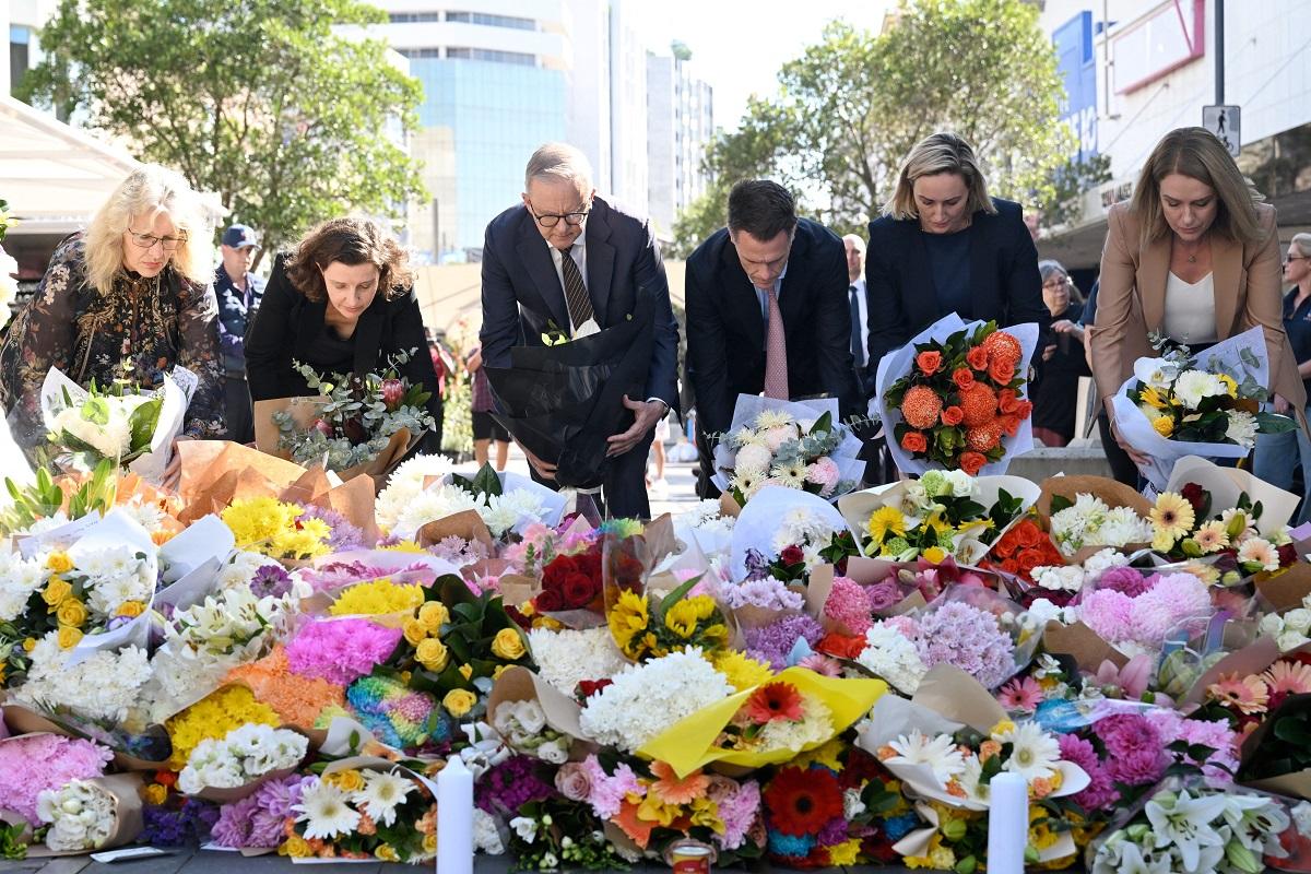 Australia mourns victims of Sydney mall knife attack | Photos | GMA ...