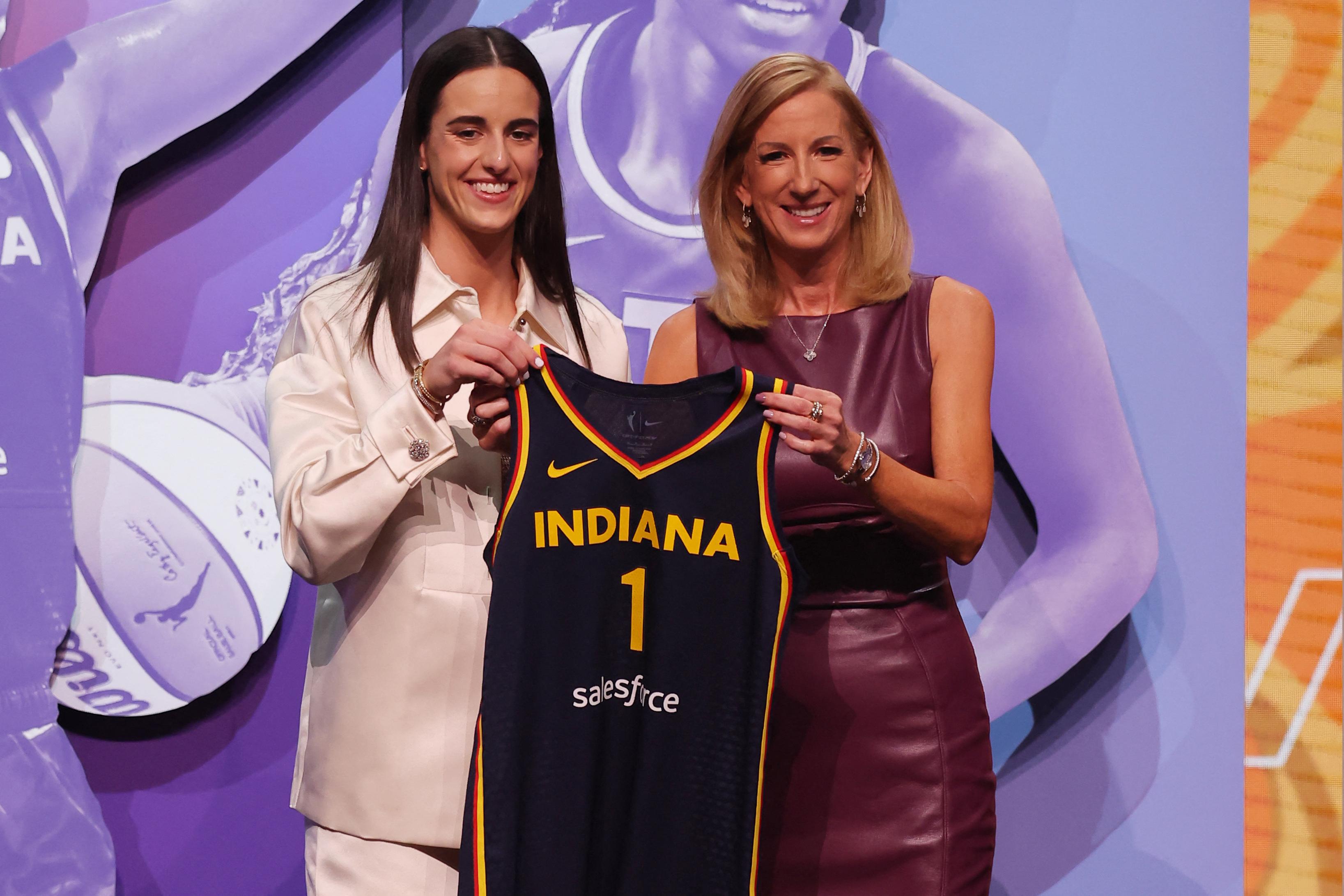 Fever select Caitlin Clark No. 1 in WNBA draft