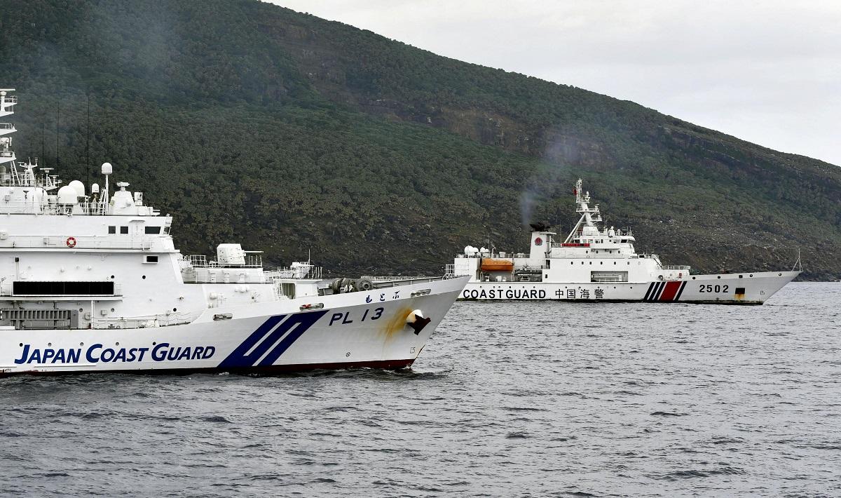 China confronts Japanese politicians visiting East China Sea islands