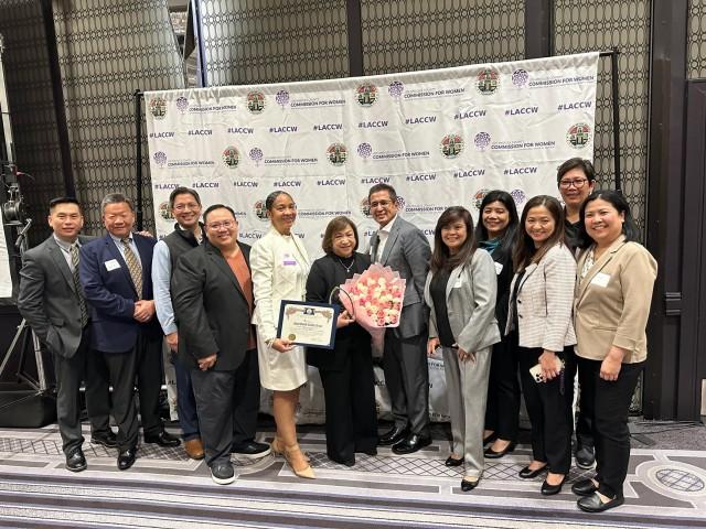 Jollibee Group President for North America Beth Dela Cruz (center of photo) was recognized by Los Angeles County for advocating for equity, diversity, and inclusion. Joining her were Dr. Regina Smith (left of Beth), VP of Los Angelesâ€™ Commission for Women, and Dela Cruzâ€™s JFC North America leadership team members.