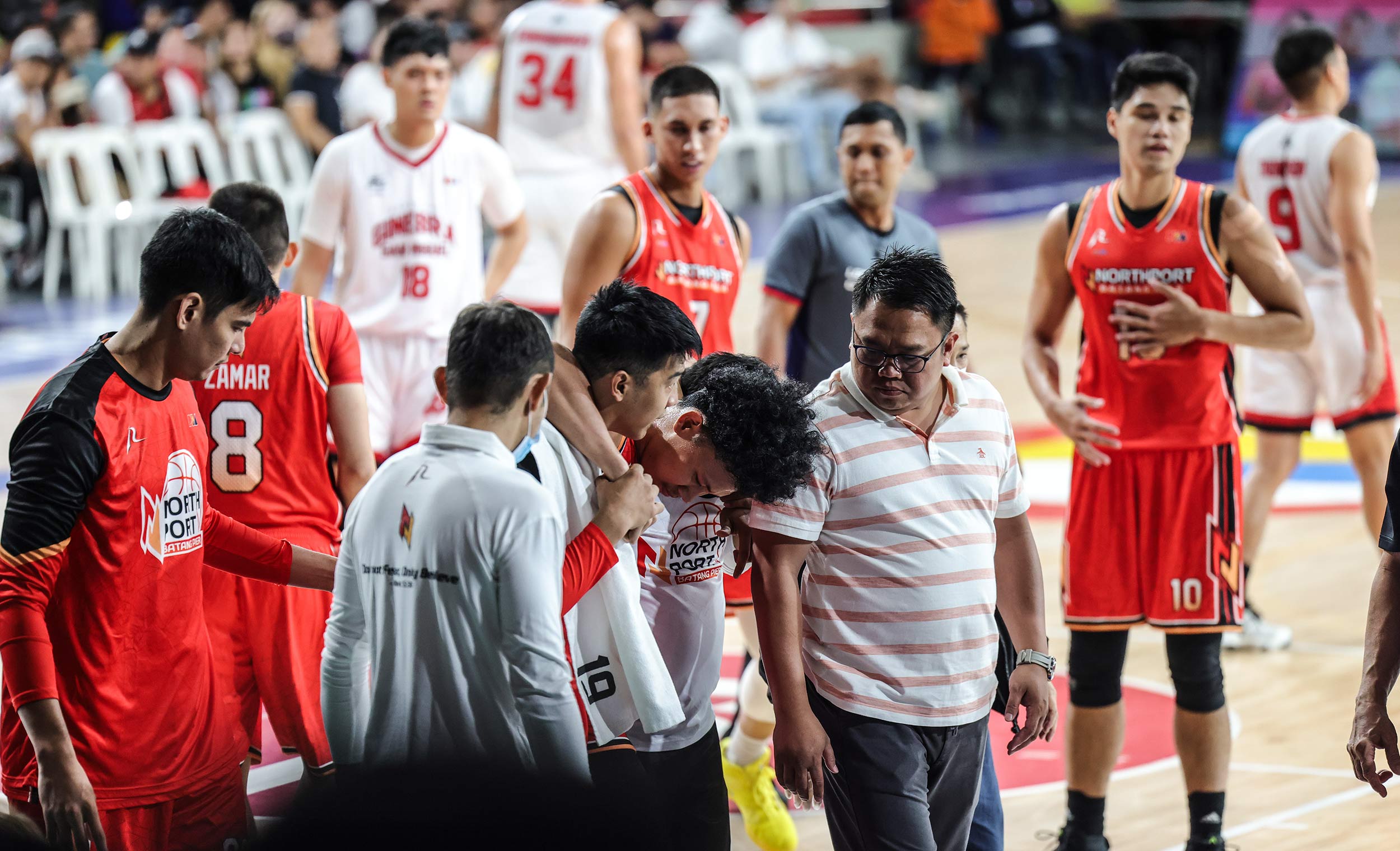 PBA: JM Calma out for the season due to ACL injury