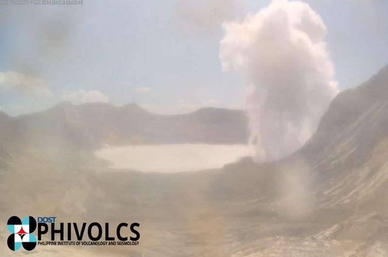 Taal Volcano's phreatic eruptions reach five —PHIVOLCS