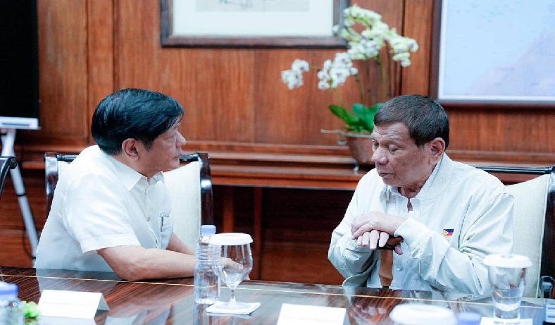 Pres. Marcos, sinabing maraming 'palusot' sa umano'y 'secret' deal ni ex-Pres Duterte sa China thumbnail