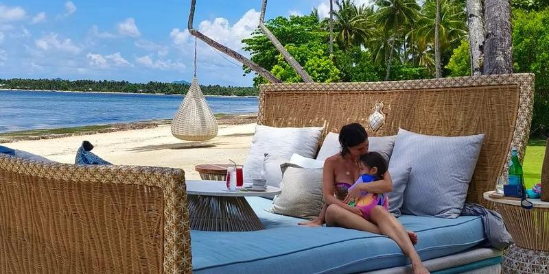 Anne Curtis shares sweet moment with daughter Dahlia in Siargao