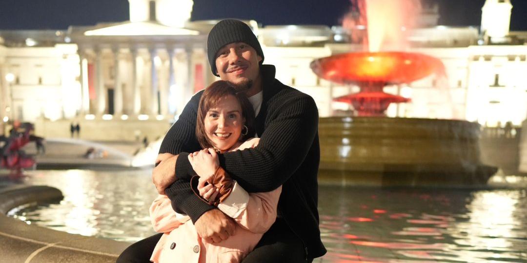 Doug Kramer and Chesca Garcia are all snuggly in London