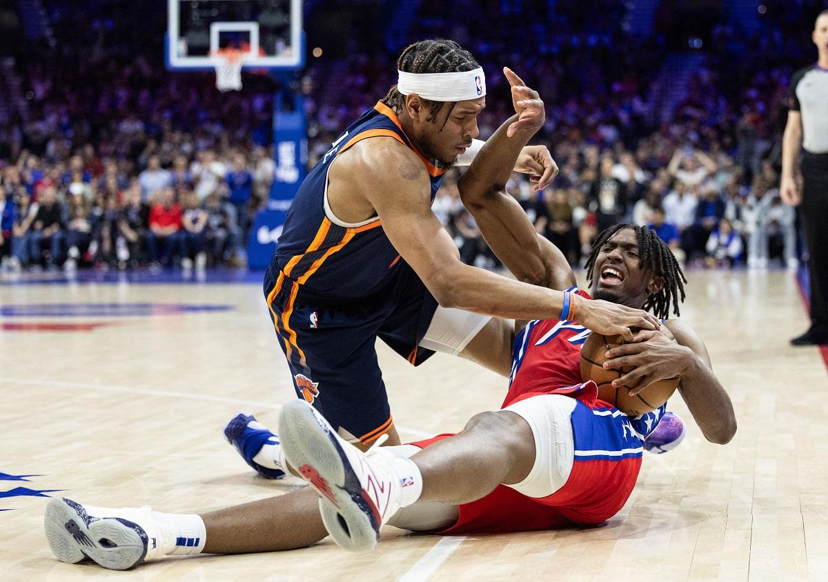 NBA: Jalen Brunson Powers Knicks Past 76ers For 3-1 Series Lead | GMA ...