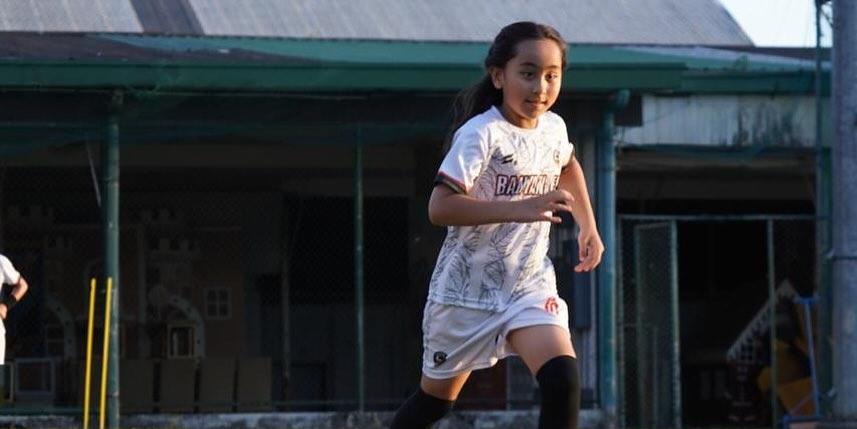 Scarlet Snow Belo shares snaps from soccer camp