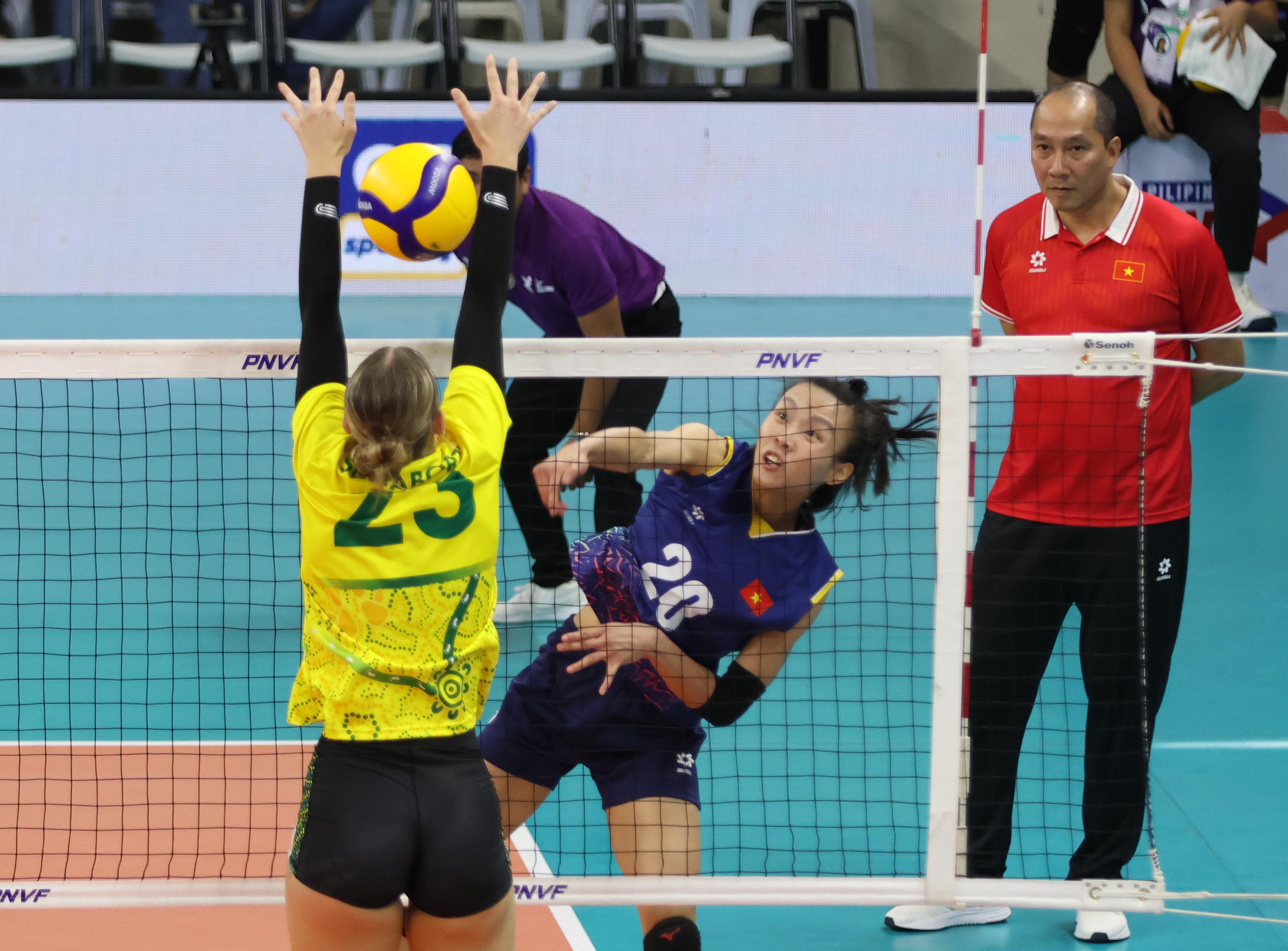 AVC Challenge Cup: Vietnam vs. Australia