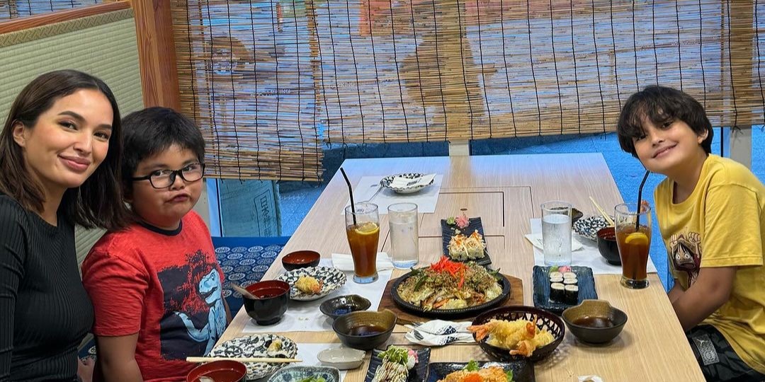 Sarah Lahbati goes on a ‘date night’ with kids Zion and Kai