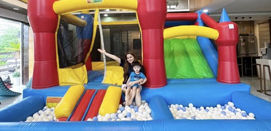After swimming pool, Dianne Medina sets up inflatable playground inside house: ‘My House, My Child, My Rules!’