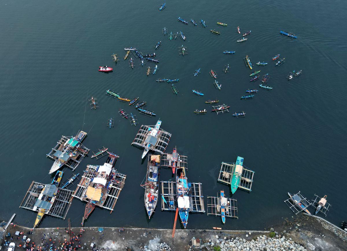 PCG: PH fishing boats increasing in Bajo de Masinloc despite China’s 'no trespass' rule