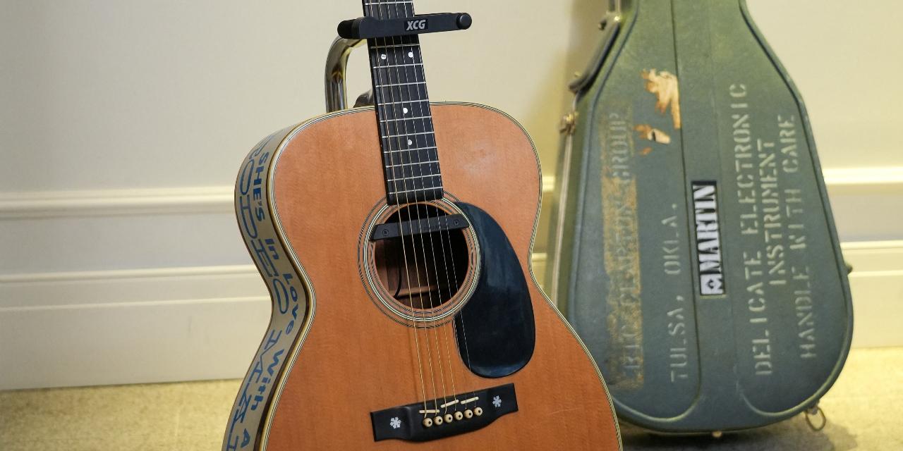 Eric Clapton's 1974 000-28 Martin acoustic guitar