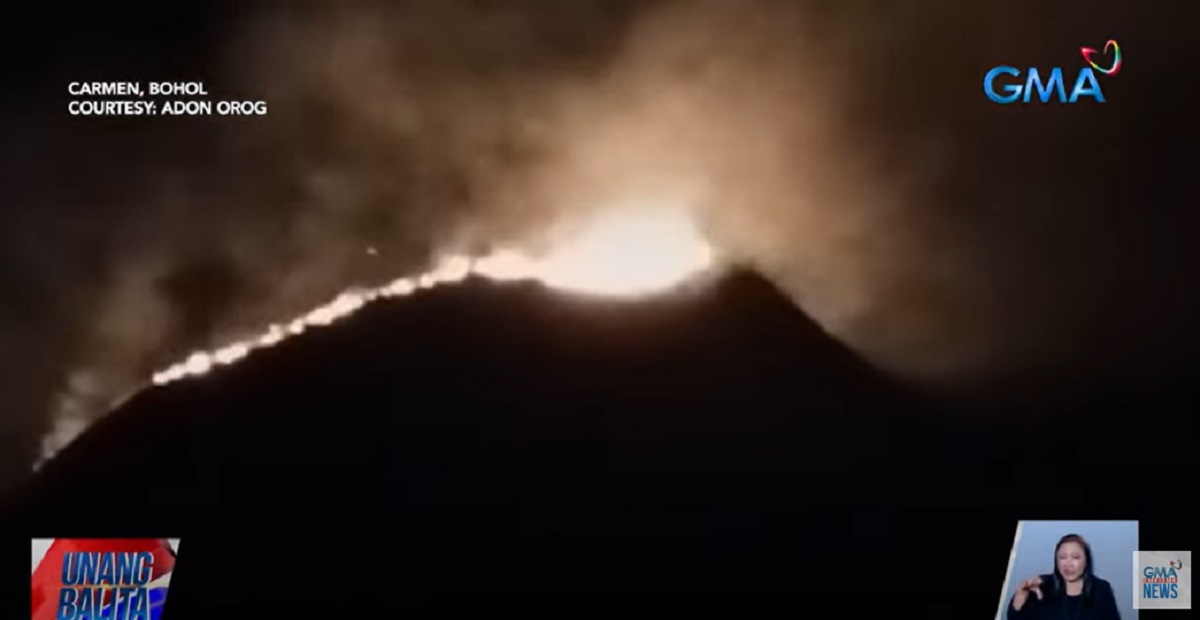 Grassfire hits portion of Chocolate Hills in Bohol | GMA News Online