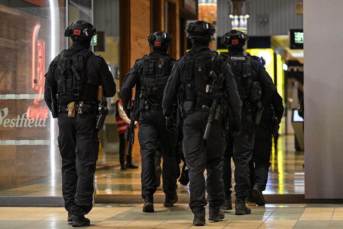 Australian police probing incident that led to evacuation of shopping mall