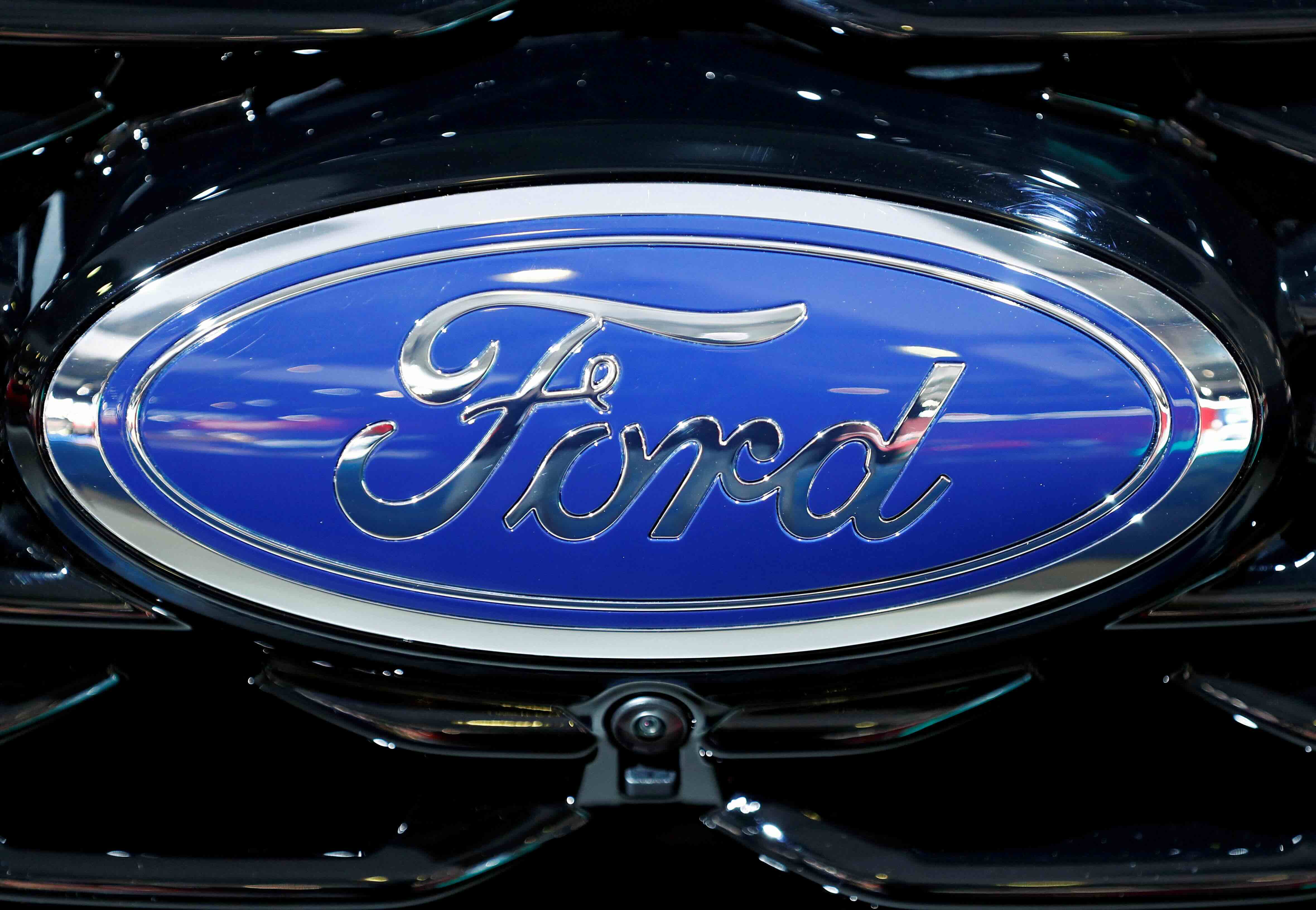 Ford Motor F.N is recalling 668,000 F-150 pickup trucks worldwide from the 2014 model year