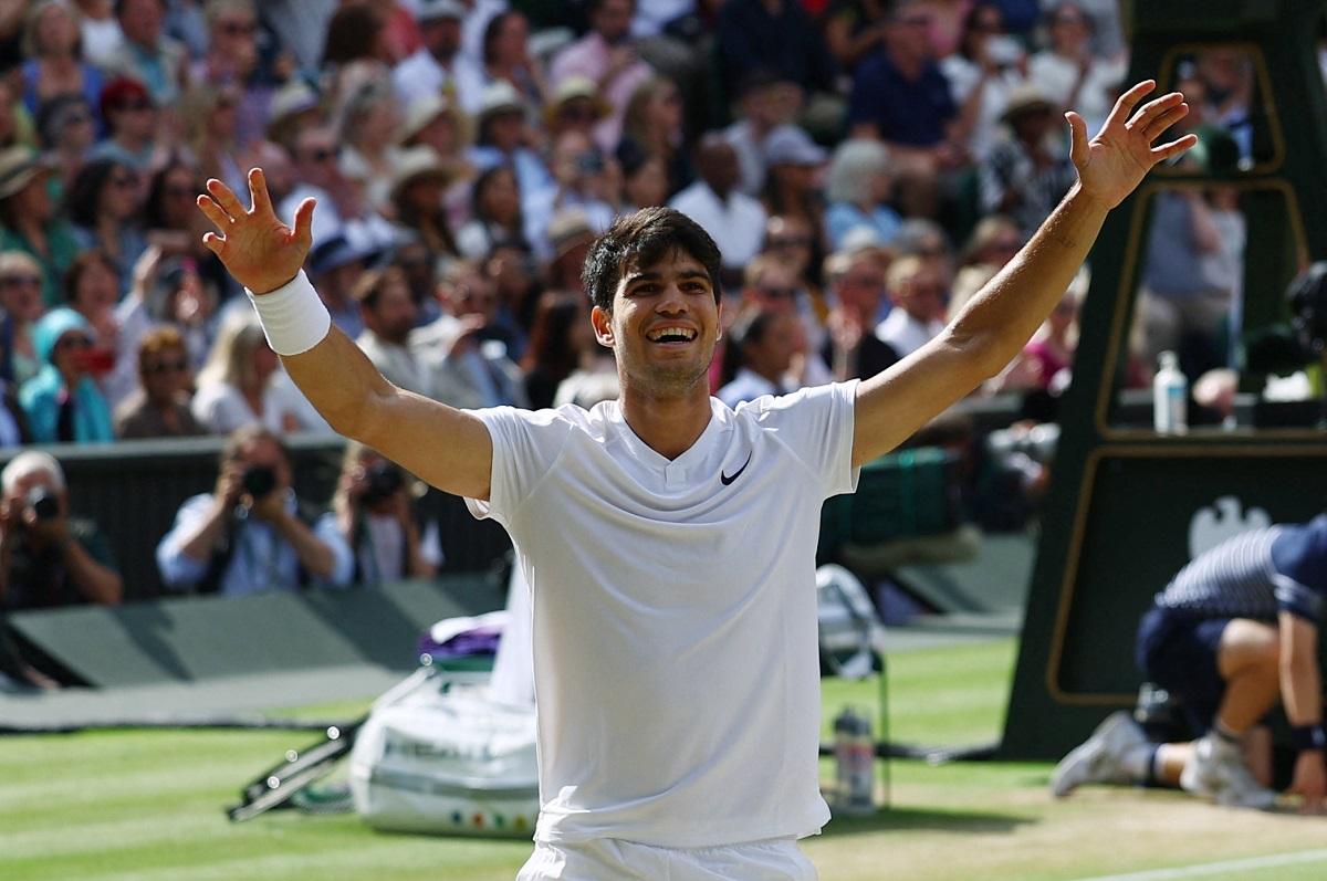 Alcaraz beats Djokovic to claim Wimbledon men's title