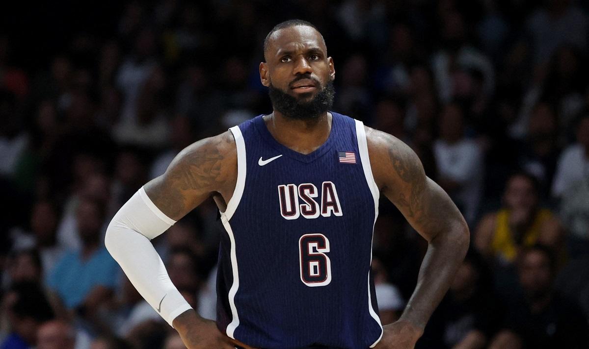 LeBron James picked as Team USA's male flag bearer for Paris Games