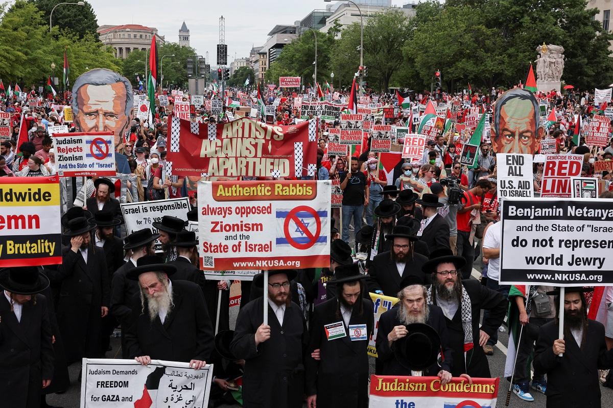 Thousands protest near US Capitol ahead of Netanyahu speech