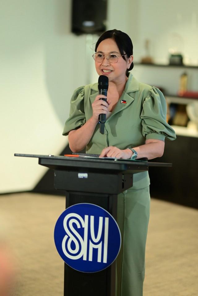 Department of Trade and Industry (DTI) Undersecretary for Micro-, Small, and Medium-Sized Enterprises (MSME) Development Group Cristina Roque