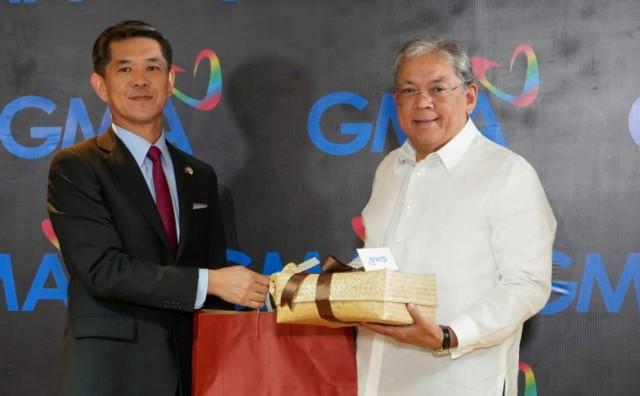 Japanese Ambassador To The Philippines Endo Kazuya And GMA Network President & CEO Gilberto R. Duavit Jr.